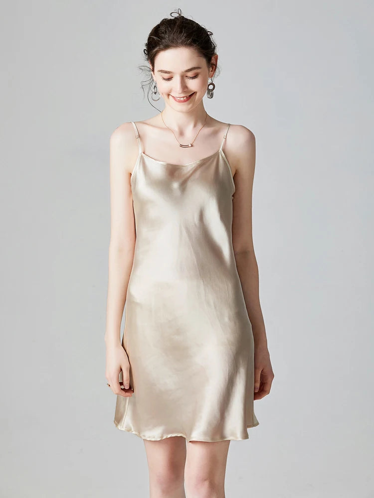 SuyaDream femme Mini robe 19mm 100% vraie soie sans manches solide Spaghetti sangle robes de nuit 2025 élégant Chic vêtements