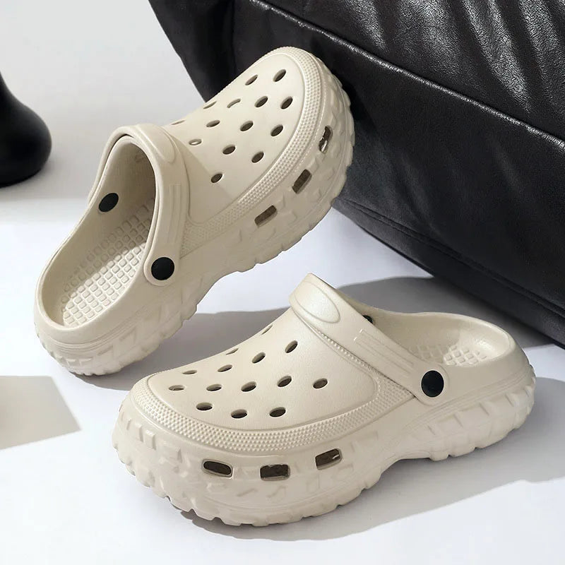Summer Men's Thick Sole Clogs Beach Platform Sandals Outdoor EVA Non slip Slides Man Street Leisure Slippers Black Garden Shoes