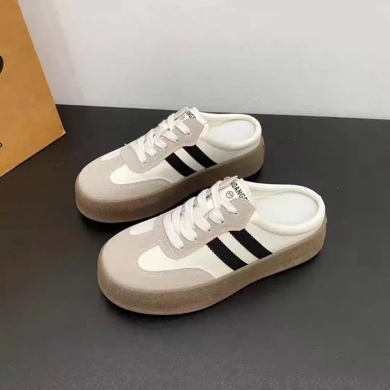 2025 Spring casual lace-up flat shoes are selling well. College-style fashionable thick-soled breathable slippers in large sizes