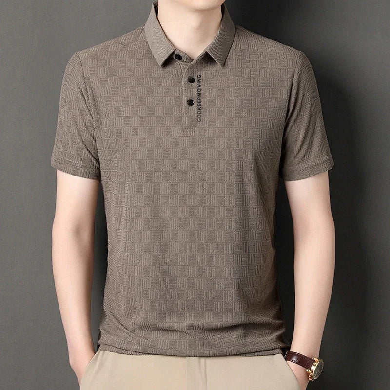 New Men's Business Casual Short Sleeved Shirt with Badge Solid Color Polo Shirt Fashionable Breathable Comfortable Versatile Top