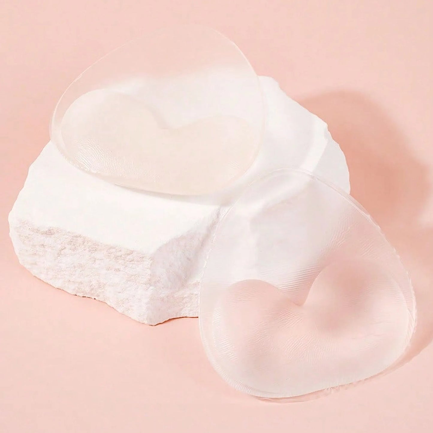 1 Pair of Invisible Bikini Self-Adhesive Thickeneded Inserts Waterproof Bra Cute Strapless Triangle Silicone Breast Pads Breast Lift Push-Up Silicone Bra Inserts