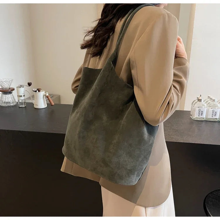 Single Shoulder Bag for Women's Fashion, Large Capacity 2024 New Autumn and Winter Versatile Commuting Tote Bag Un Sac Épaule