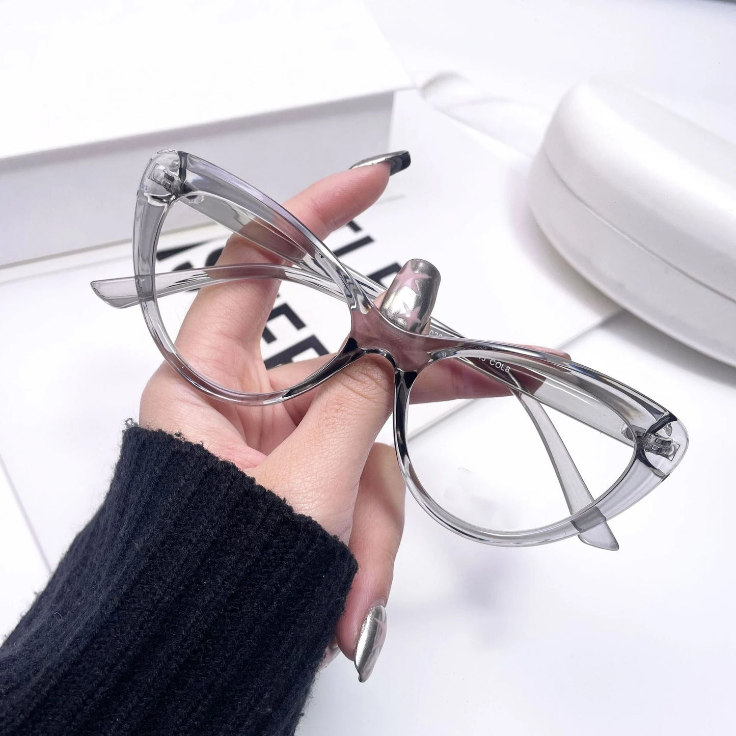 R54548 Eyes Flat Eyeglasses for Women Anti Blue Light Retro Transparent Fashion Glasses Optical Frame