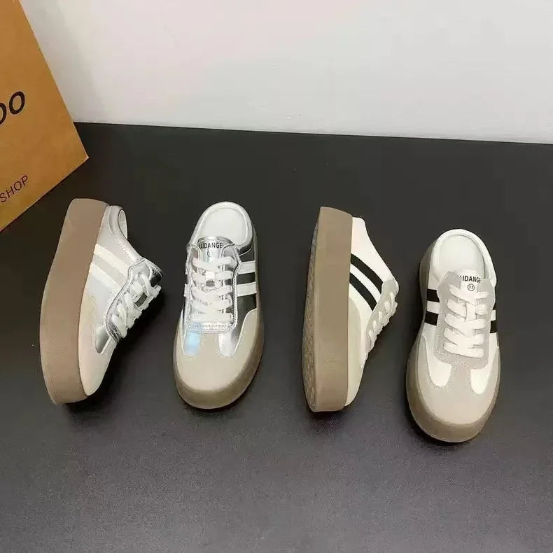 2025 Spring casual lace-up flat shoes are selling well. College-style fashionable thick-soled breathable slippers in large sizes