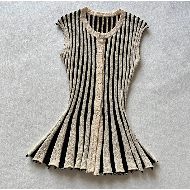 Chic Striped Knitted Button Set Women Elegant Round Neck Short Sleeved Slim Fit Two-piece Suit 2025 New Summer Holiday Outfits