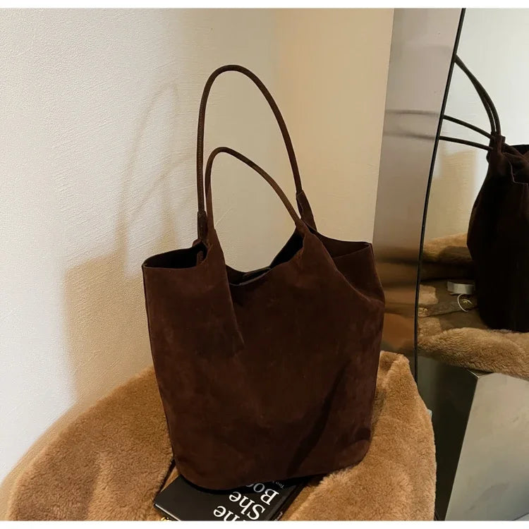 Single Shoulder Bag for Women's Fashion, Large Capacity 2024 New Autumn and Winter Versatile Commuting Tote Bag Un Sac Épaule