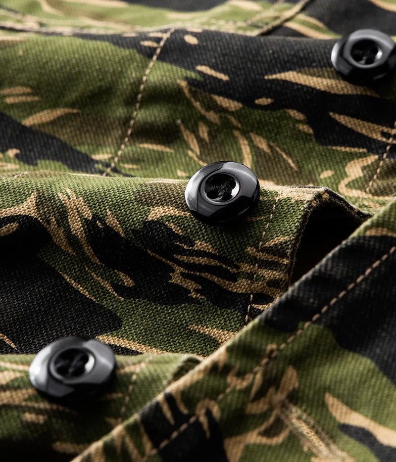 2025 Spring Men's Tiger Stripe Camo Camouflage Cargo Shirt Fashion Work Engineer Long Sleeved Shirt Jacket With Double Pockets