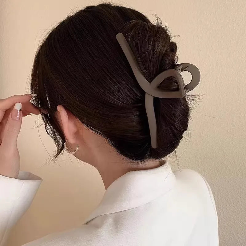 Women Hair Claw Clip Cross Matte Hairpin Fashion French Elegant Hairgrips Large Hair Claw Crab Clips Korean Hair Accessories