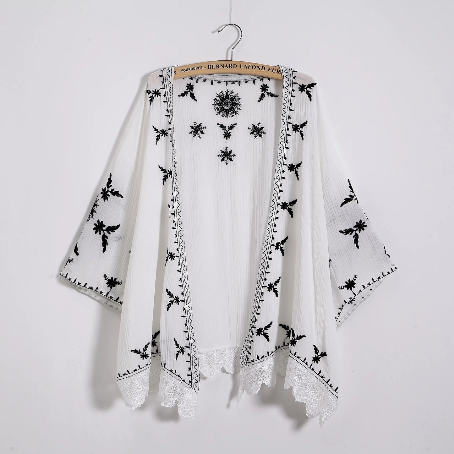 Kimono brodé pour femmes, cardigan, boho, mode, châle, chemise, chemisier, crème solaire, dentelle, vêtements d'extérieur, été, 2023