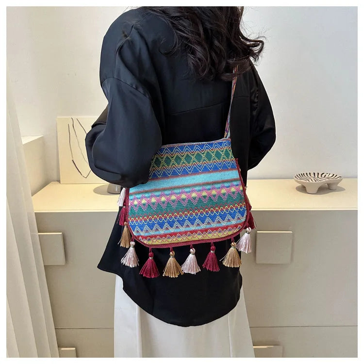 Casual Artistic Printing Underarm Niche Literary Niche Shoulder Fashion Bag Women 2025 New Tote Bag Only Beautiful Women Bag