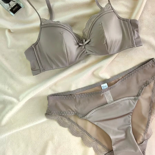 2 Pieces Sexy Thin Cup Lingerie Set French Lace Push Up Bra Women Wireless Underwear High Quality Comfort Brassiere Panties Set