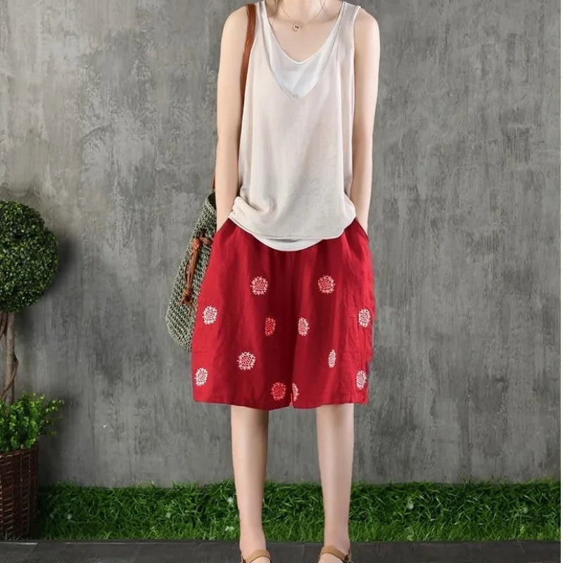Short Pants Woman Knee Length Bermuda Cotton Embroidery Half Wide Shorts for Women Mid Harajuku Fashion Low Price Outfits Summer