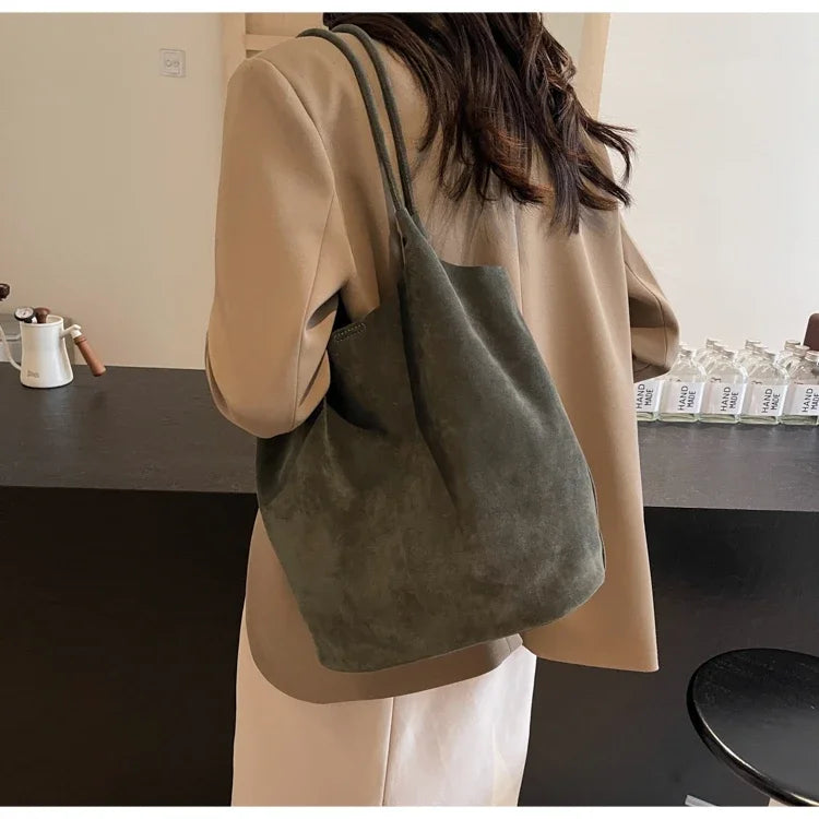 Single Shoulder Bag for Women's Fashion, Large Capacity 2024 New Autumn and Winter Versatile Commuting Tote Bag Un Sac Épaule