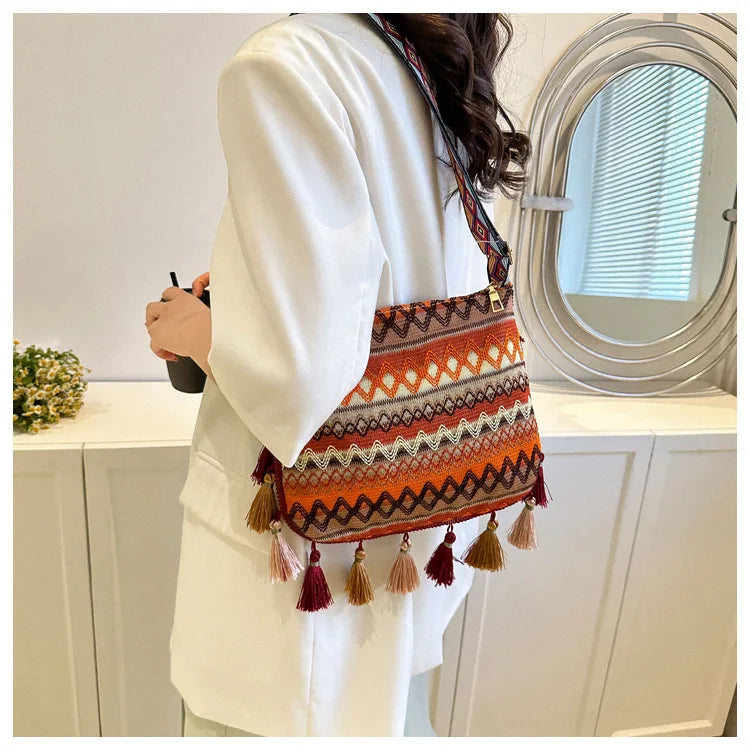 Casual Artistic Printing Underarm Niche Literary Niche Shoulder Fashion Bag Women 2025 New Tote Bag Only Beautiful Women Bag