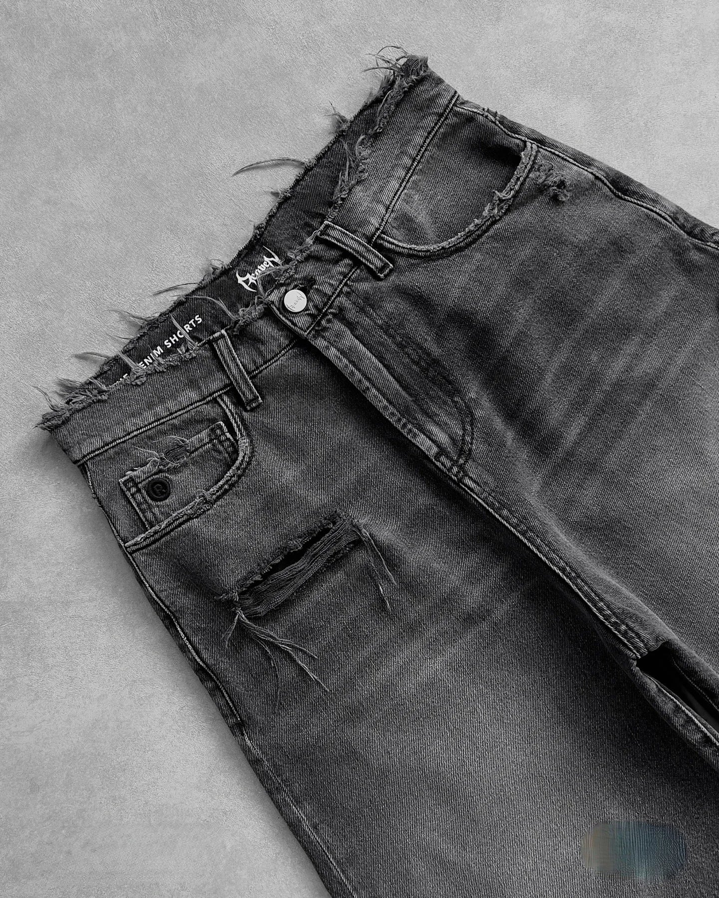 Y2k Black Punk Wash Baggy Work Shorts Men Women Summer Hip Hop Ripped Hole Denim Shorts Raw Edge Casual Jorts Streetwear