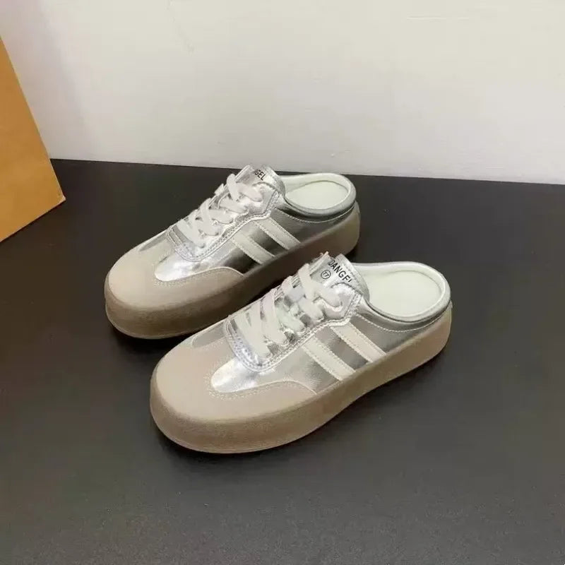 2025 Spring casual lace-up flat shoes are selling well. College-style fashionable thick-soled breathable slippers in large sizes