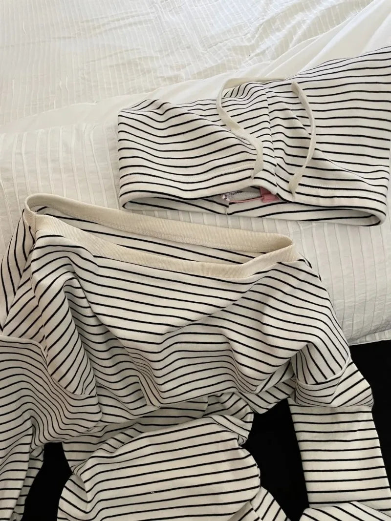 Striped Sleepwear Women Pajama Shorts Sets Long Sleeve Piiama Casual 2 Pieces Night Wears Summer Korean Casual Home Suit 2025