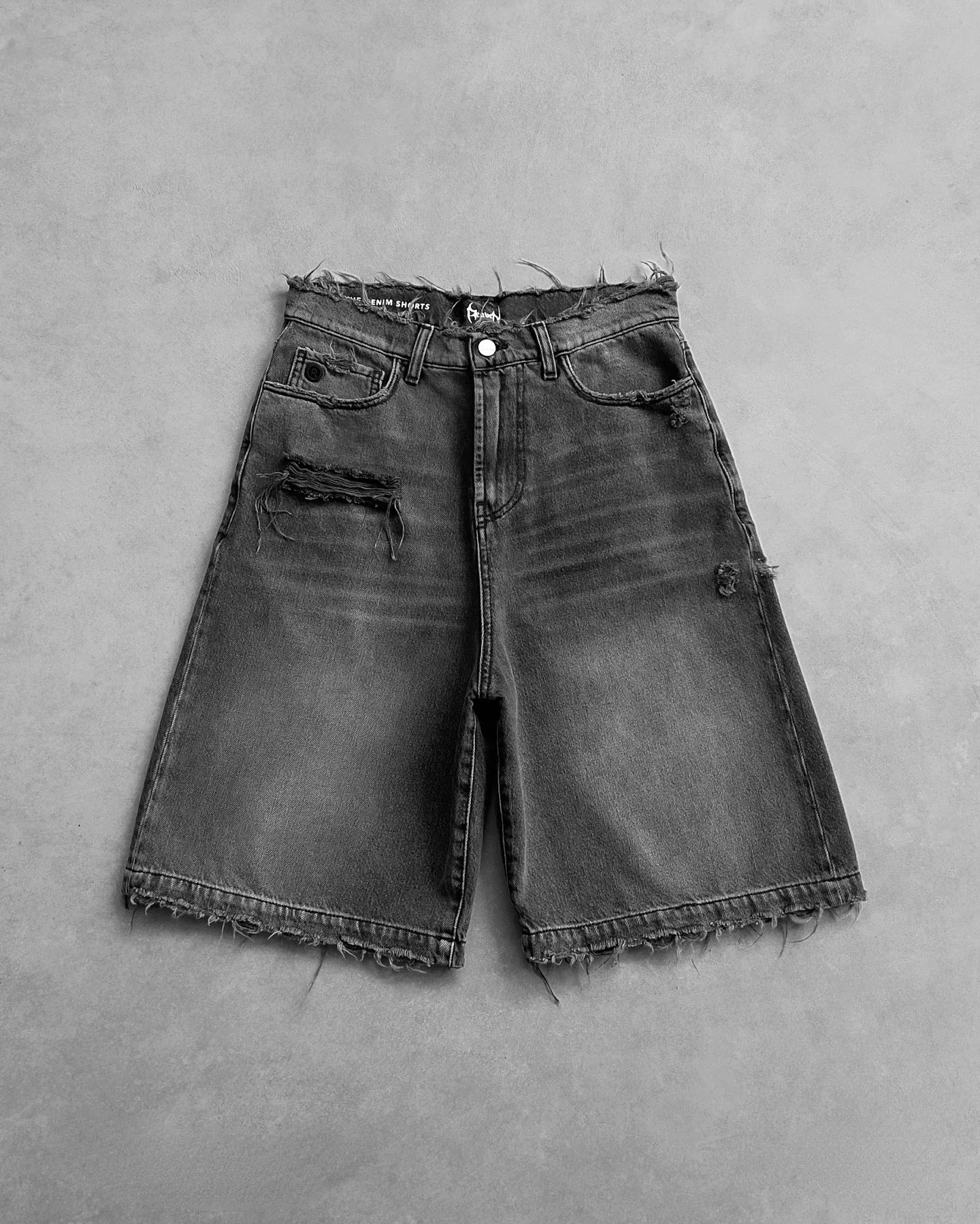 Y2k Black Punk Wash Baggy Work Shorts Men Women Summer Hip Hop Ripped Hole Denim Shorts Raw Edge Casual Jorts Streetwear