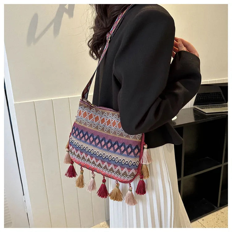 Casual Artistic Printing Underarm Niche Literary Niche Shoulder Fashion Bag Women 2025 New Tote Bag Only Beautiful Women Bag