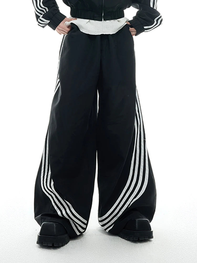 Mauroicardi Spring Cool Baggy White and Black Striped Wide Leg Pants for Mens Elastic Waist Luxury Designer Clothes Streetwear