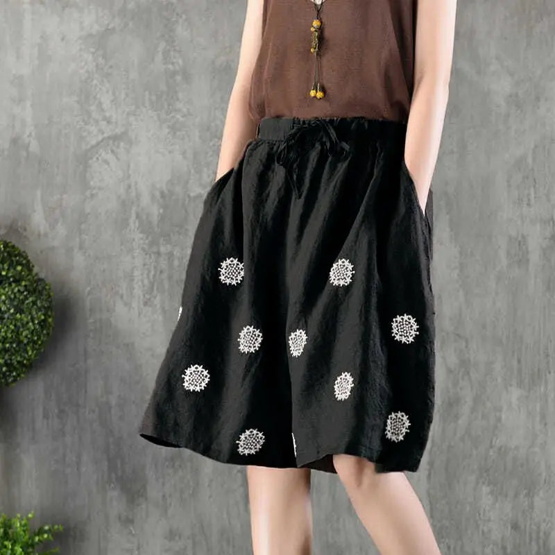 Short Pants Woman Knee Length Bermuda Cotton Embroidery Half Wide Shorts for Women Mid Harajuku Fashion Low Price Outfits Summer