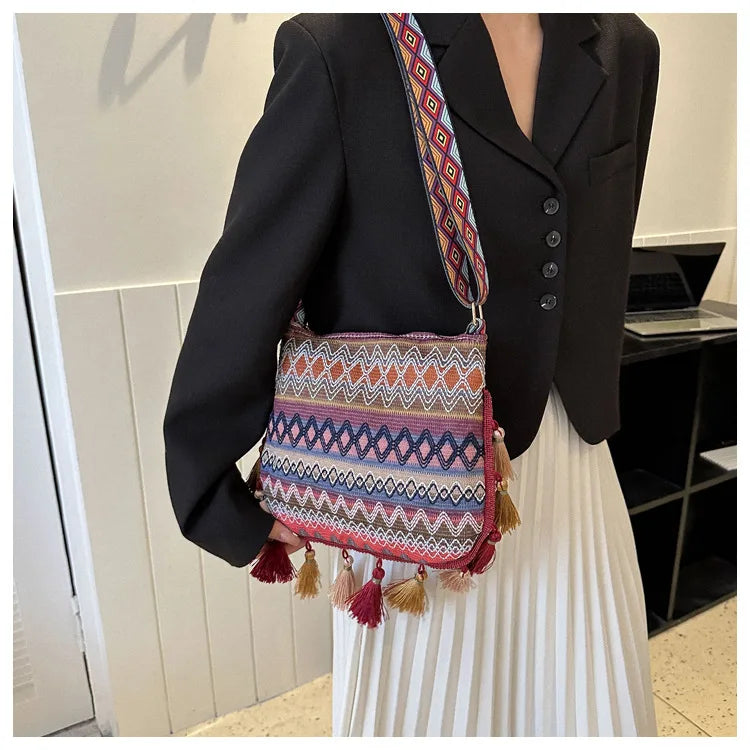 Casual Artistic Printing Underarm Niche Literary Niche Shoulder Fashion Bag Women 2025 New Tote Bag Only Beautiful Women Bag