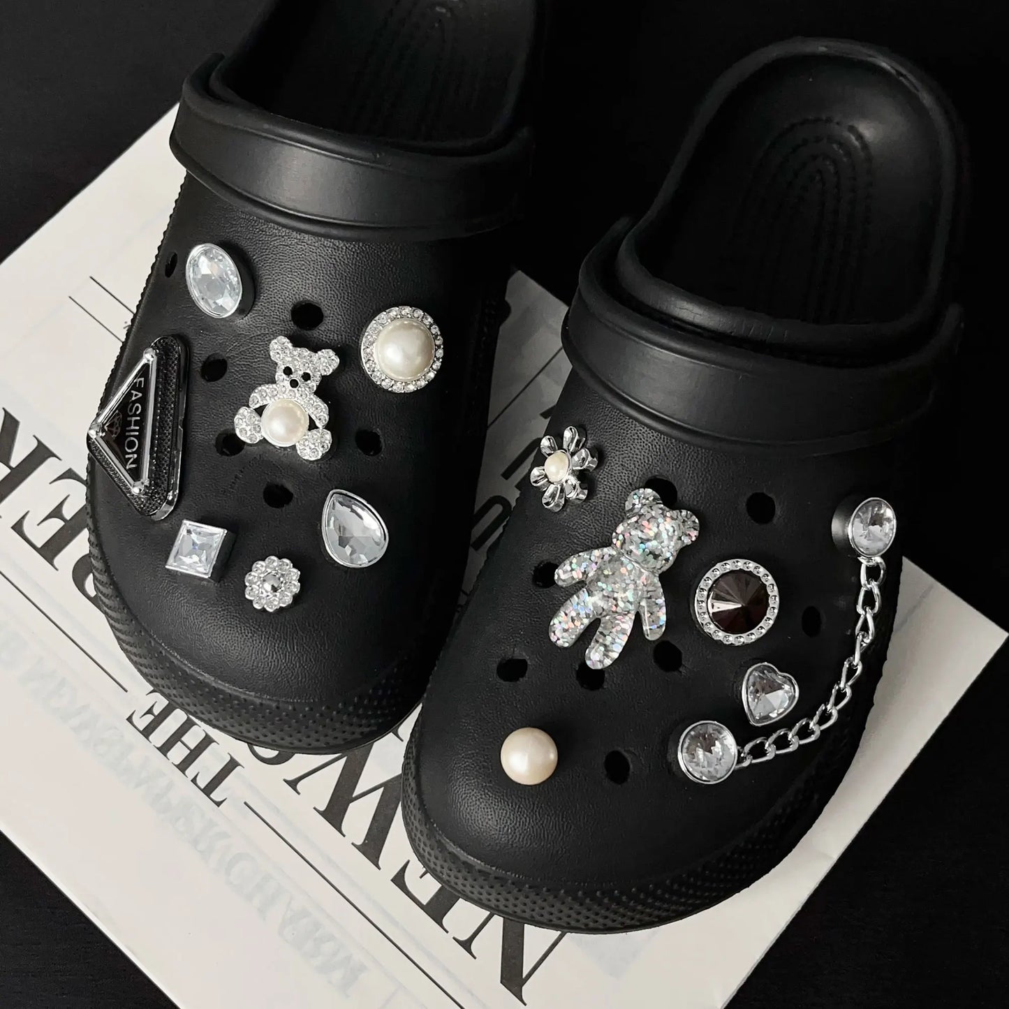 Sparkling Bear Love Rhinestone Pearl Chain Shoe Charms for Crocs Clogs Pins Decorations Slipper Accessories Garden Sandals Gift