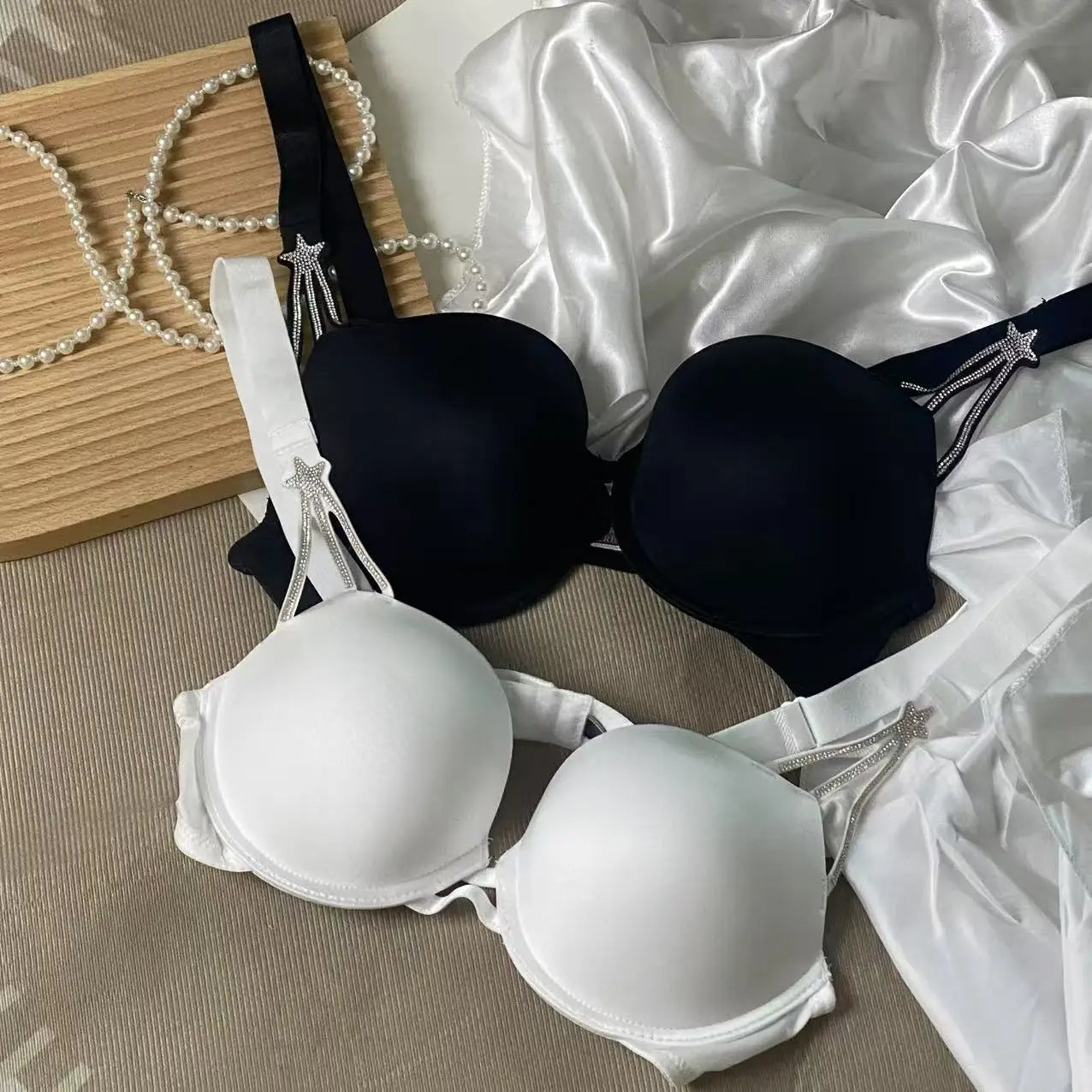 Sexy Bra Set Star Rhinestone Women Bralette Girls Underwear Brassiere Fashion Thong Gather Bras Lingerie Panties Sets