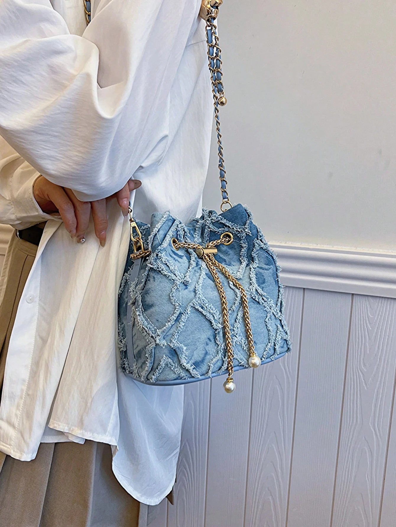 Vintage Denim Bucket Bag Retro Style Light Blue Ripped Edge Design Gold Chain Pearl Embellishment Adjustable Fringe Shoulder Bag