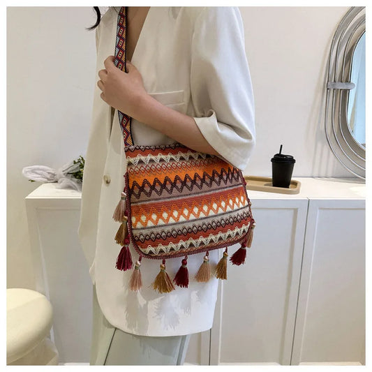 Casual Artistic Printing Underarm Niche Literary Niche Shoulder Fashion Bag Women 2025 New Tote Bag Only Beautiful Women Bag