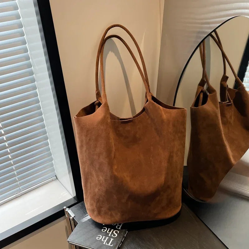 Single Shoulder Bag for Women's Fashion, Large Capacity 2024 New Autumn and Winter Versatile Commuting Tote Bag Un Sac Épaule