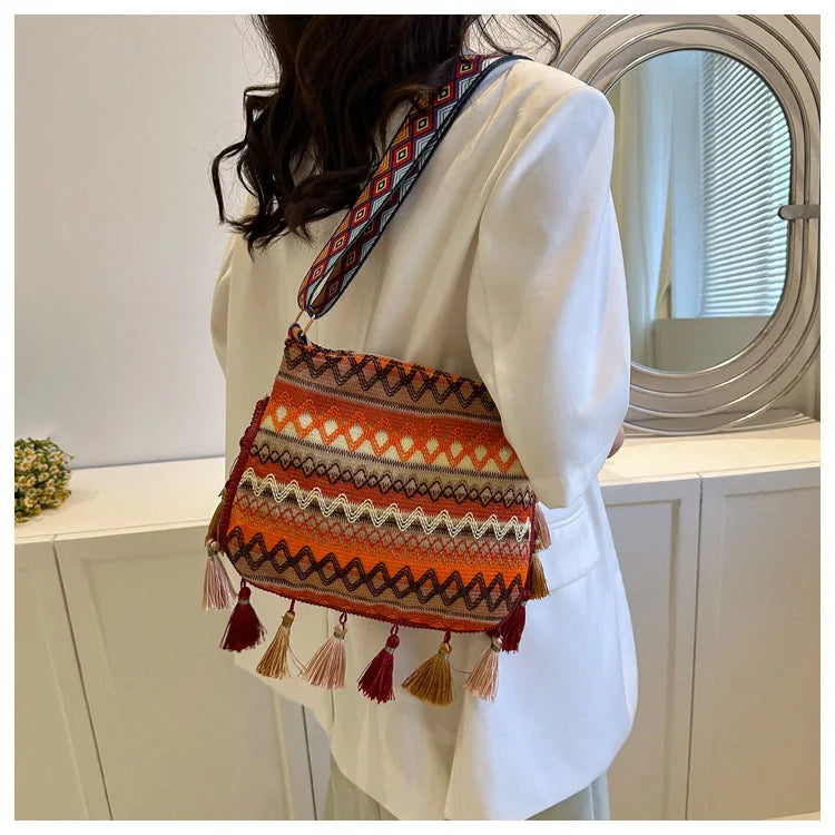 Casual Artistic Printing Underarm Niche Literary Niche Shoulder Fashion Bag Women 2025 New Tote Bag Only Beautiful Women Bag
