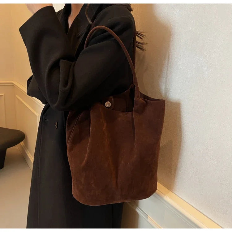 Single Shoulder Bag for Women's Fashion, Large Capacity 2024 New Autumn and Winter Versatile Commuting Tote Bag Un Sac Épaule