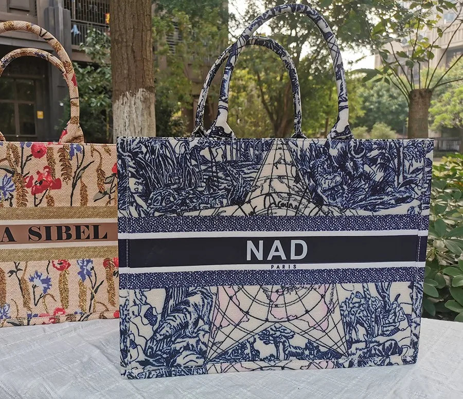 Spring And Summer Personalized Fashion Printing Large Capacity Canvas Bag Name Custom Book tote Women Commuter Travel Bag